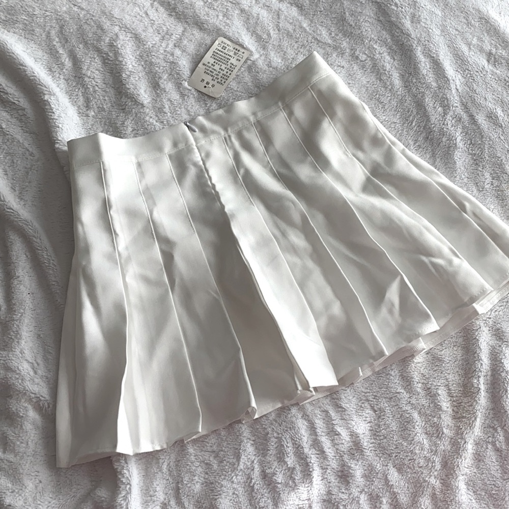 NEVER WORN TENNIS SKIRT